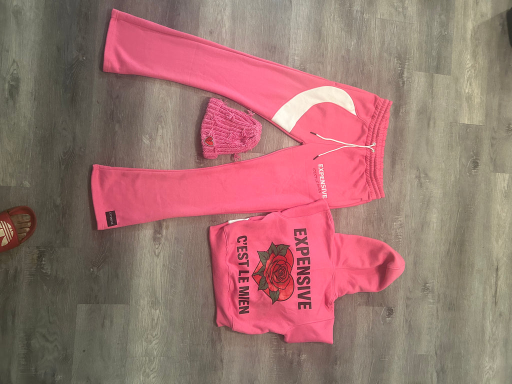 Expensive “C’est Le Mien” Pink Rose Set